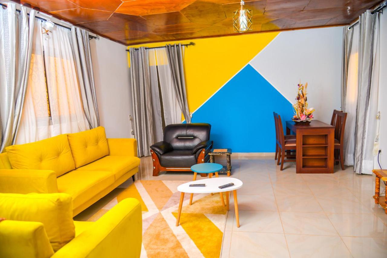 Appartement Meuble 2 Chambres Avec Salle De Bain - 1 Salon - 1E Cuisine - La Concorde - Quartier Nkomkana Yaounde Luaran gambar